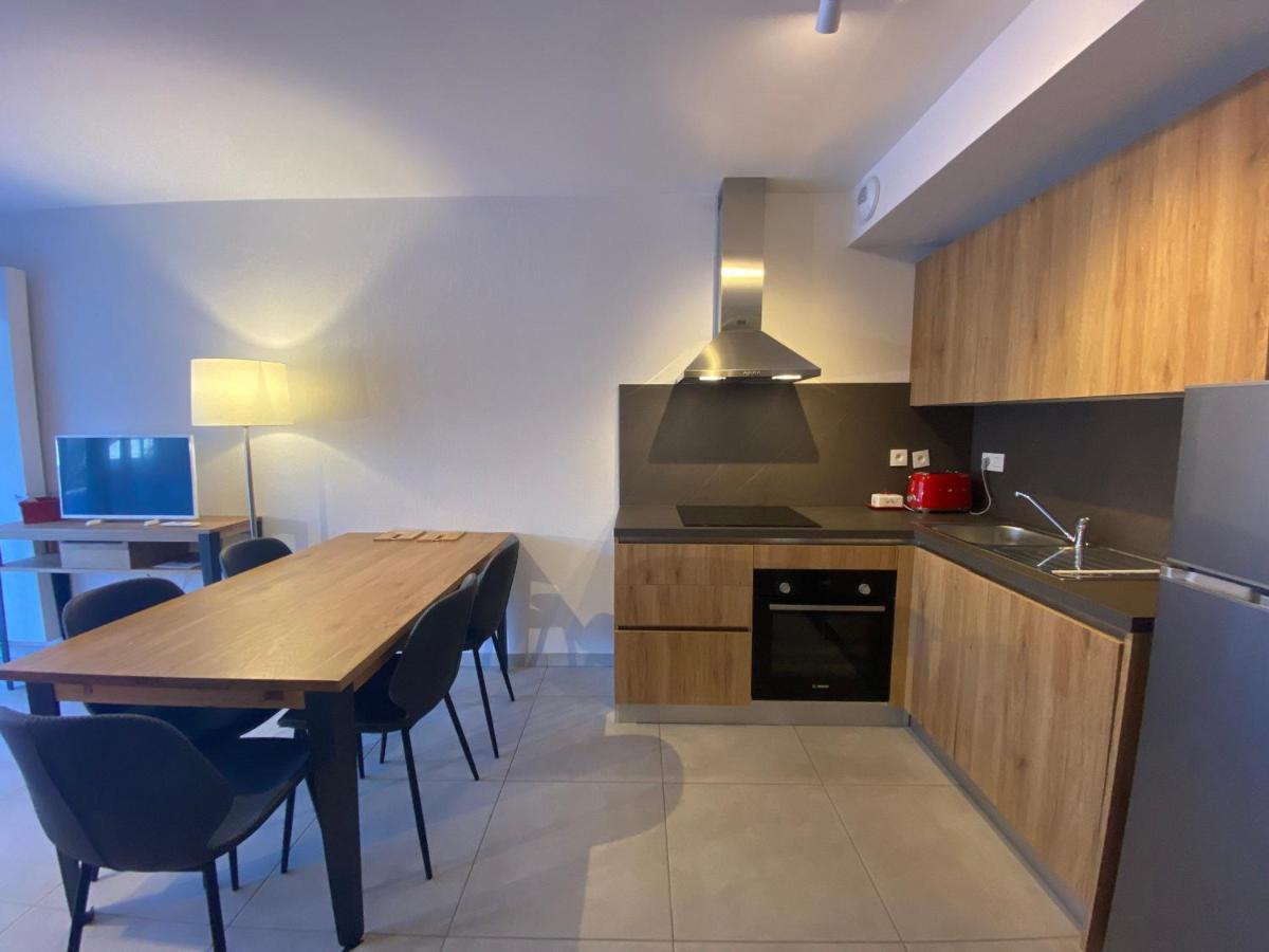Lumineux Et Spacieux Appartement Contemporain Dans Une Residence Recente Et Paisible A Chatel - Fr-1-693-48 Châtel Exterior foto